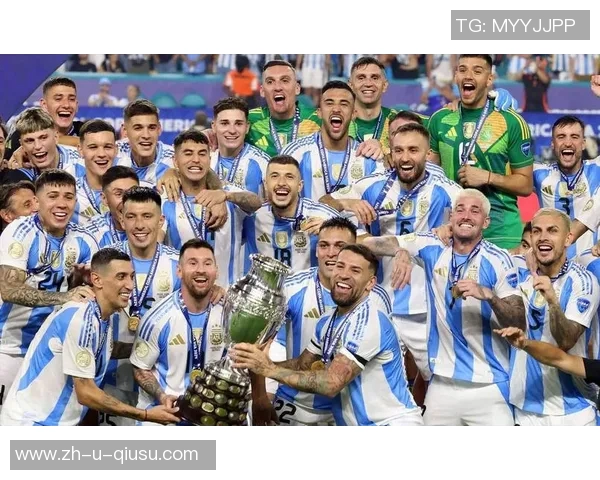 2025年足球历史球星最新排名揭晓梅西C罗谁能登顶榜单 2025年足球历史球星最新排名揭晓梅西C罗谁能登顶榜单